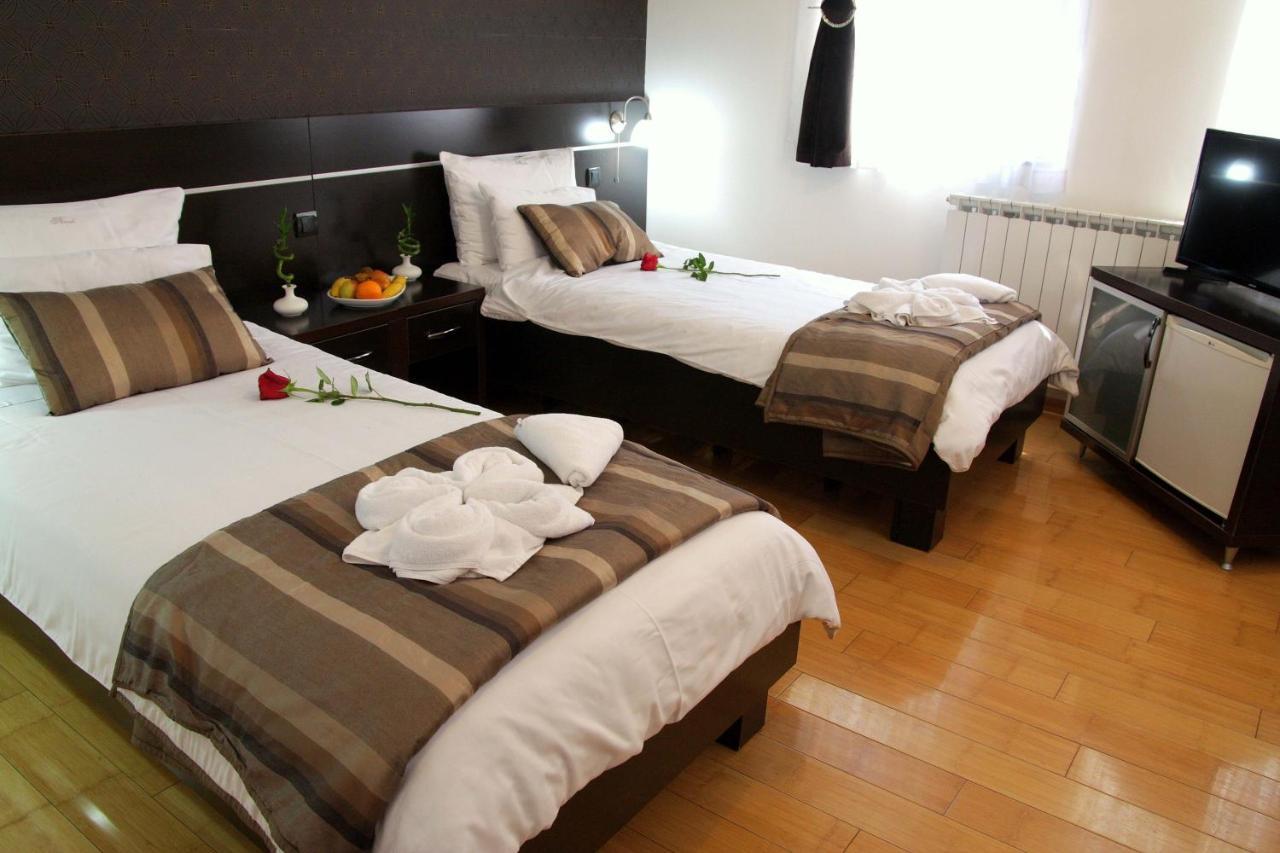 Hotel Novak Zvornik Eksteriør bilde