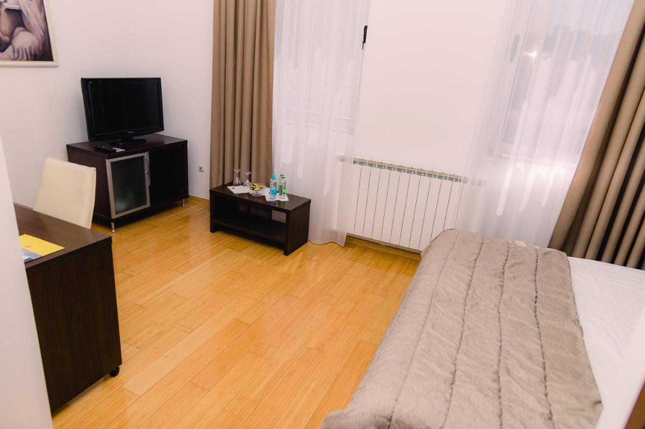 Hotel Novak Zvornik Eksteriør bilde